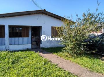 Casa · 99m² · 2 Quartos · 2 Vagas · Casa com Terreno Grande com ótima Localização