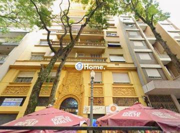 Apartamento · 101m² · 3 Quartos · Apartamento de 3 dormitórios, 2 banheiros no Centro Histórico.