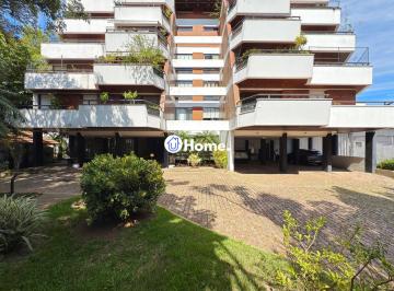 Apartamento · 210m² · 3 Quartos · 2 Vagas · Apartamento à venda - em Petrópolis