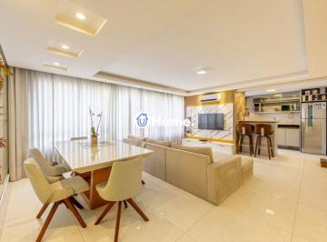 Apartamento · 90m² · 3 Quartos · 1 Vaga · Apartamento 3 quartos, vaga, elevador e churrasqueira no bairro Petrópolis