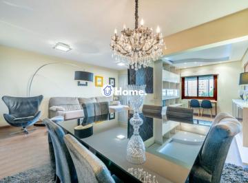 Apartamento · 153m² · 2 Quartos · 2 Vagas · Apartamento à venda em Petrópolis com 153 m², 2 quartos, 1 suíte, 2 vagas