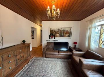 Casa · 300m² · 3 Quartos · Casa à venda - em Campos do Jordão