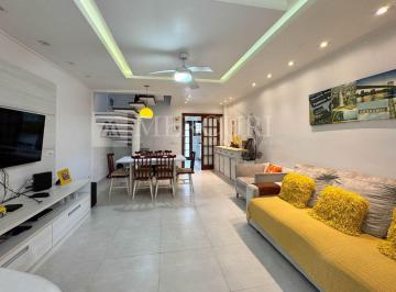 df895ad07873890746857ce310bf78c0bc720ce3 · Casa em condomínio fechado à venda na Praia da Enseada em Guarujá