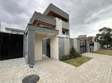 Casa de 3 quartos, Curitiba · Campina do Siqueira - Sobrado Moderno - 3 suites amplas - 3 vagas - 238m² privativos