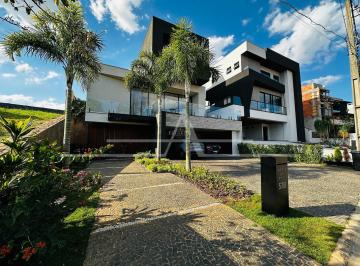 Foto 01 · Casa à venda - em Condomínio Vale das Águas