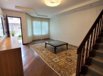 202603181110272513.jpeg · Casa para Locação em Nova Friburgo, Centro, 4 dormitórios, 4 suítes, 5 banheiros, 4 vagas