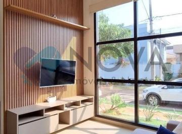 Foto 01 · CASA DE ALTO PADRÃO NO VILLAGE DAMHA II COM 3 SUÍTES, ÁREA GOURMET COMPLETA E ACABAMENTO IMPECÁVEL