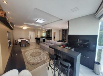 Foto 01 · ÓTIMO APARTAMENTO MOBILIADO E DECORADO NO PIONEIROS EM BALNEÁRIO CAMBORIÚ