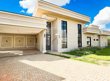Casa · 222m² · 3 Quartos · 4 Vagas · Residencial Royal Garden - Casa com 440m2 de terreno, 3 suítes, escritório, piscina e muito mais!