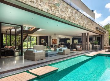 Casa · 3200m² · 8 Quartos · 10 Vagas · Casa em Condomínio - Quinta da Baronesa - Bragança Paulista - 1.100m².
