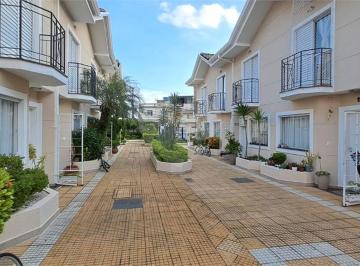 Casa de 3 quartos, São Paulo · Casa em condomínio à venda na Parada Inglesa – 137 m², 3 dormitórios (1 suíte), 2 vagas.