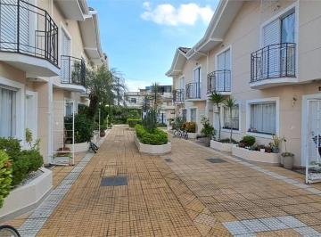 Casa de 3 quartos, São Paulo · Casa em condomínio à venda na Parada Inglesa – 137 m², 3 dormitórios (1 suíte), 2 vagas.