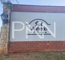 Casa · 530m² · 3 Quartos · 5 Vagas · Sobrado à venda em Vinhedo, Marambaia, com 3 suítes, com 530 m², Condomínio Sol Vinhedo Village