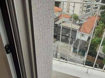 Apartamento de 2 quartos, São Paulo · Rua Pageu, plana, 7 minutos do metrô Pça da Árvore, caminhando