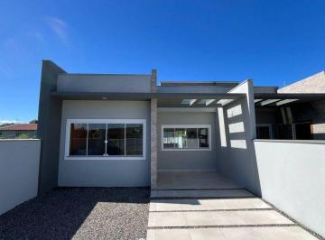 Casa · 69m² · 2 Quartos · 2 Vagas · Casa no Balneário Volta ao Mundo I, 02 dormitórios (01 suíte) em Itapoá SC!