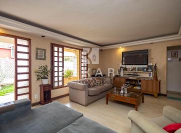 Casa de 3 quartos, Brasília · Casa para retrofit Ql32 do lago sul Condomínio Villages Alvorada