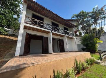 Foto 02 · Imóvel para venda ou locação em Resende-RJ no Jardim Brasília: 4 quartos, 1 suíte, 1 sala