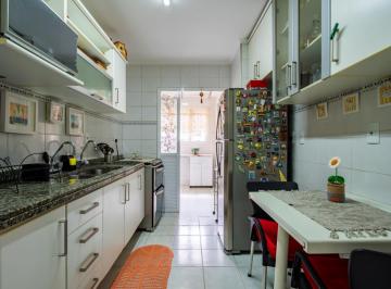 DSC_20260619_062306_000.jpeg · Sensacional apartamento para venda em Chácara Inglesa com 3 quartos, sendo 1 suíte, 96m² - maira-yke