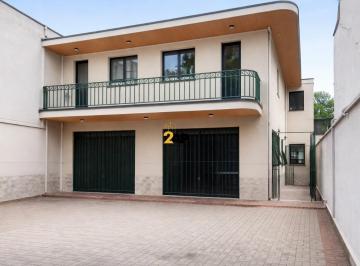 Comercial · 250m² · 8 Vagas · Casa Comercial para Locação em São Paulo-SP, Chácara Santo Antônio: 8 Vagas de Garagem e 250m² de Ár