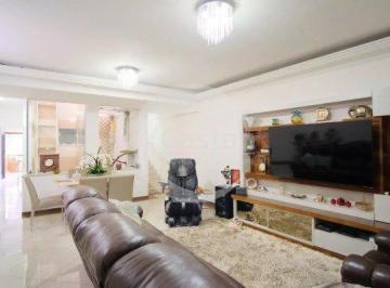 Casa · 101m² · 3 Quartos · 4 Vagas · Sobrado em Tatuapé