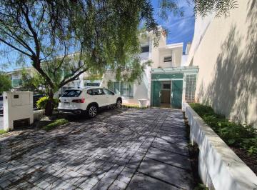 Casa · 126m² · 3 Quartos · 5 Vagas · Sobrado Condomínio Forest Hills - Venda ou Locação - Guarulhos