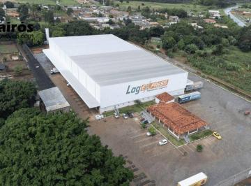 711301bffcfaf484014b64e74677a18431da4137 · Galpão logístico padrão classe "A" com 3.688m². Inf.: (61) 9.8300-2010.