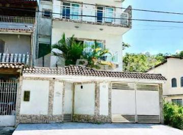 Casa · 274m² · 5 Quartos · 3 Vagas · Casa de rua :  / Residencial / Jardim Sulacap