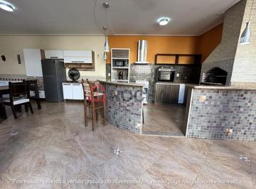 Casa de 4 quartos, Sobradinho · Quadra 6 - Ótimo preço, aceita financiamento
