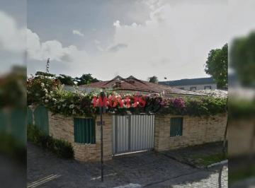 Casa · 360m² · 3 Quartos · 3 Vagas · Casa no Cristo com 03 quartos sendo 01 suíte e 02 salas