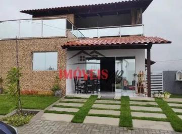 Casa · 240m² · 2 Quartos · Casa em Condomínio fechado na praia de Carapibus com Solário e Jacuzzi