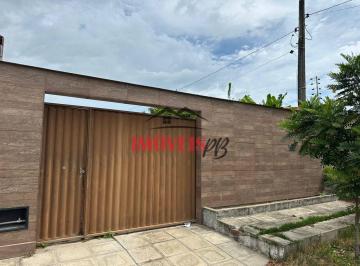 Casa · 225m² · 3 Quartos · 5 Vagas · Casa mobiliada na Praia do Amor com 3 quartos 1 suíte e piscina