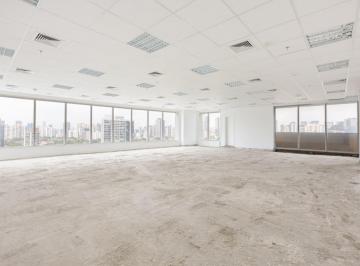 Comercial · 191m² · 10 Quartos · 5 Vagas · Sala comercial na Rua Guaraiúva, N. 135 - 15° andar conjunto 151 • 191 m²