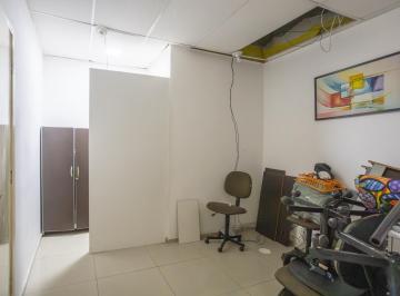 Comercial · 35m² · Loja em galeria na Rua Arlindo Colaço, N. 98 - Salão 07 • 35 m²