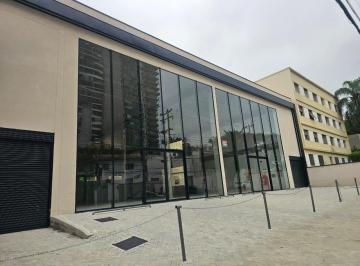 Comercial · 1040m² · 9 Vagas · Loja na Avenida Adolfo Pinheiro, N. 2065 • 1040 m²