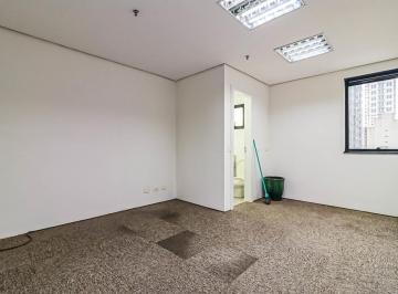 Comercial · 246m² · Sala comercial na Alameda dos Maracatins, N. 508 - 31 • 246 m²
