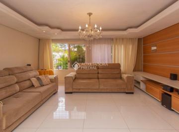 Casa · 253m² · 4 Quartos · 8 Vagas · Casa semimobiliada com 04 dormitórios