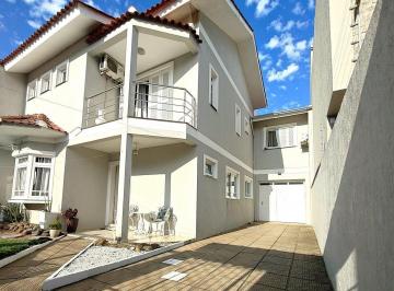 Casa · 218m² · 3 Quartos · 3 Vagas · Sobrado completo à venda em Estância Velha, Canoas