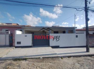 Casa · 200m² · 3 Quartos · 3 Vagas · Casa em mangabeira com 3 quartos sendo 1 suíte