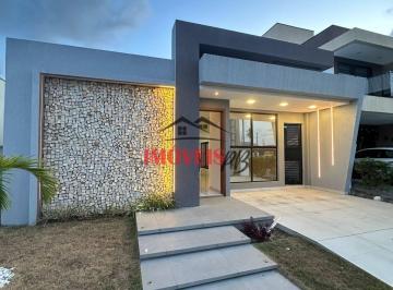 Casa · 220m² · 3 Quartos · 2 Vagas · Casa térrea alto padrão em condomínio com piscina privativa.