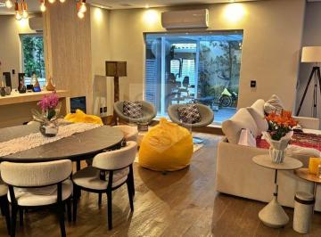 Casa · 238m² · 4 Quartos · 3 Vagas · Casa de Condominio a Venda no Jardim Vitoria Regia em São Paulo - SP
