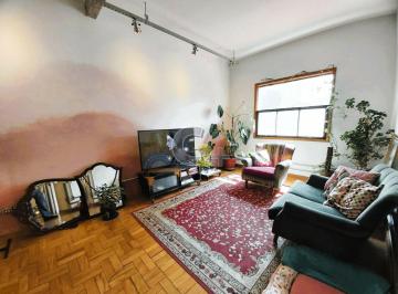 Apartamento · 84m² · 2 Quartos · Apartamento à venda em Perdizes com 2 quartos, sem vaga