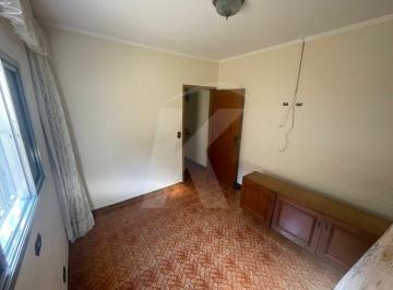 Casa · 190m² · 5 Quartos · 2 Vagas · Casa à venda com 190m², 5 quartos e 2 vagas de garagem no Jardim Brasil