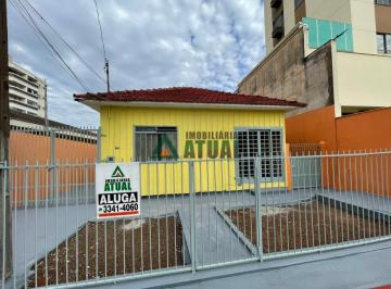 18079215230.jpg · Casa  com 3 quartos na região centro de Londrina                                                    