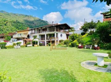 adcaccb17cc777f588dbdcd3176b573f88128bb2 · Casa com 4 dormitórios 3 suítes à venda, 342 m² por R$ 1.500.000 - Jardim Cascata - Teresópolis/RJ