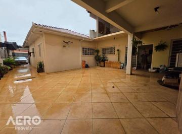 566f179aae32521c6d6a5e743e0d51fefa6d313d · Casa térrea com quintal, potencial residencia, clinica, escritório