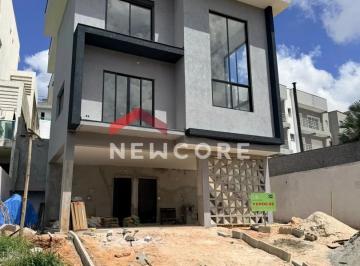 Casa · 291m² · 3 Quartos · 4 Vagas · Casa de condomínio em  Alameda Beija Flor - Residencial dos Lagos - Cotia/SP