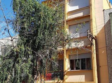 01 · Apartamento de 3 dormitórios ao lado da Redenção