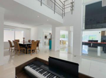 Casa · 465m² · 5 Quartos · 3 Vagas · Linda Casa no Terra Ville Golf Club