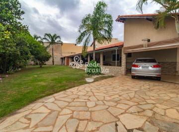 Casa · 341m² · 4 Quartos · 3 Vagas · Quadra 2 Residencial Lírio do Cerrado | Casa 4 Quartos sendo 1 Suíte com 3 Vagas de Garagem Cobertas