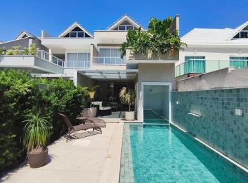 Casa de 4 quartos, Rio de Janeiro · Casa Triplex com 4 Quartos na Barra da Tijuca-RJ